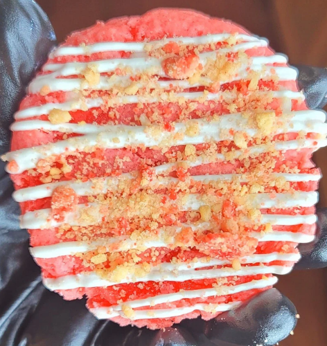 STRAWBERRY CRUNCH