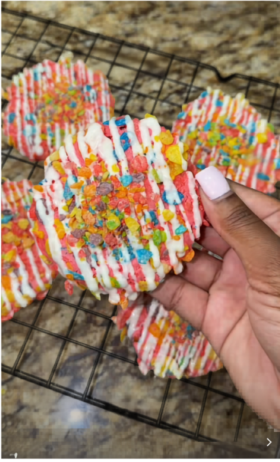 FRUITY PEBBLES